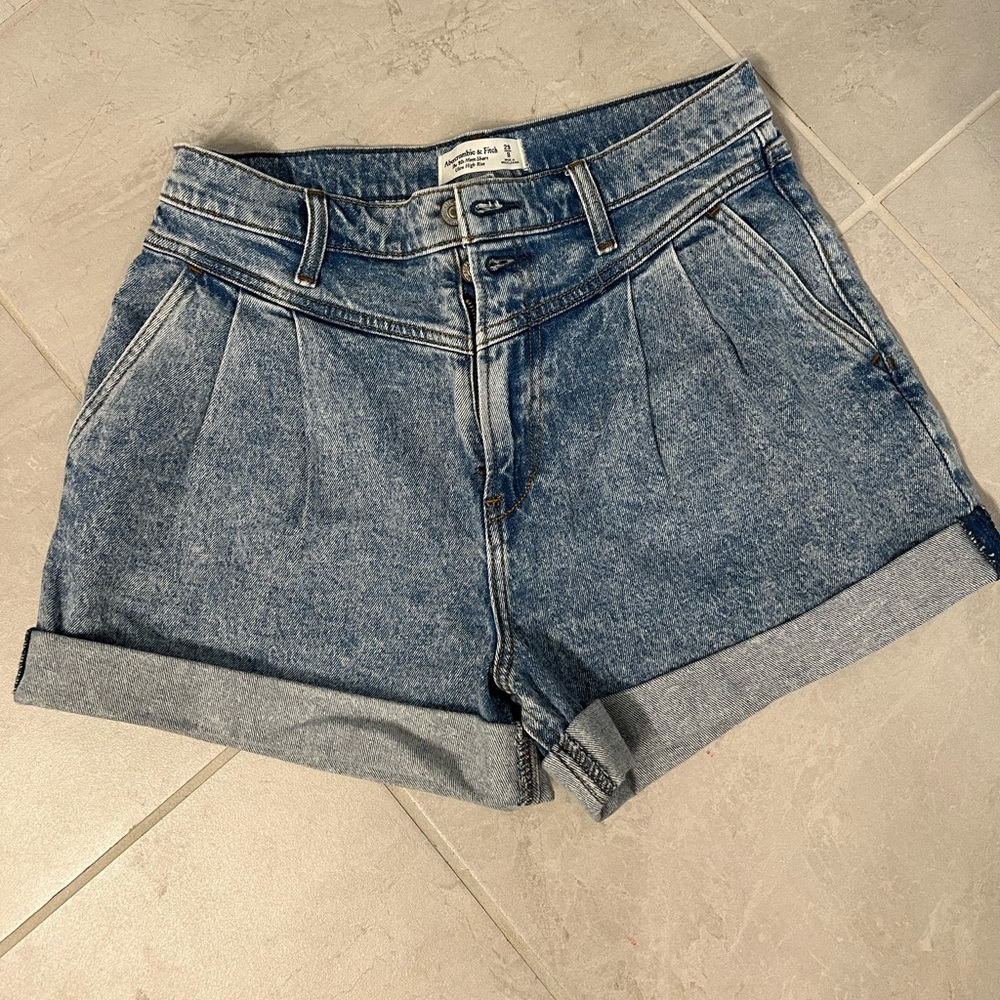 Abercrombie & Fitch Shorts